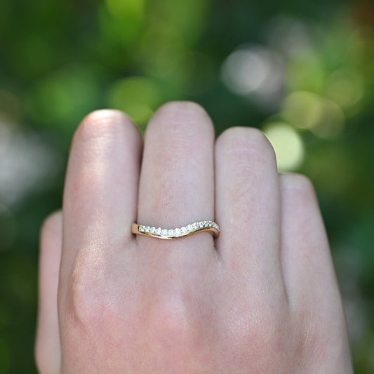 14k Solid Gold Curve Ring  / Real Gold Curve Pave Band Moissanite Ring for Her / Handmade Fine Jewelry By Selanica