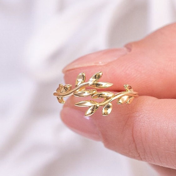 14k Solid Gold Premium Leaf Ring / Real Gold Iconic Floral Ring For Her / Vine Leaf Floral Wedding Band / Handmade Fine Jewelry By Selanica